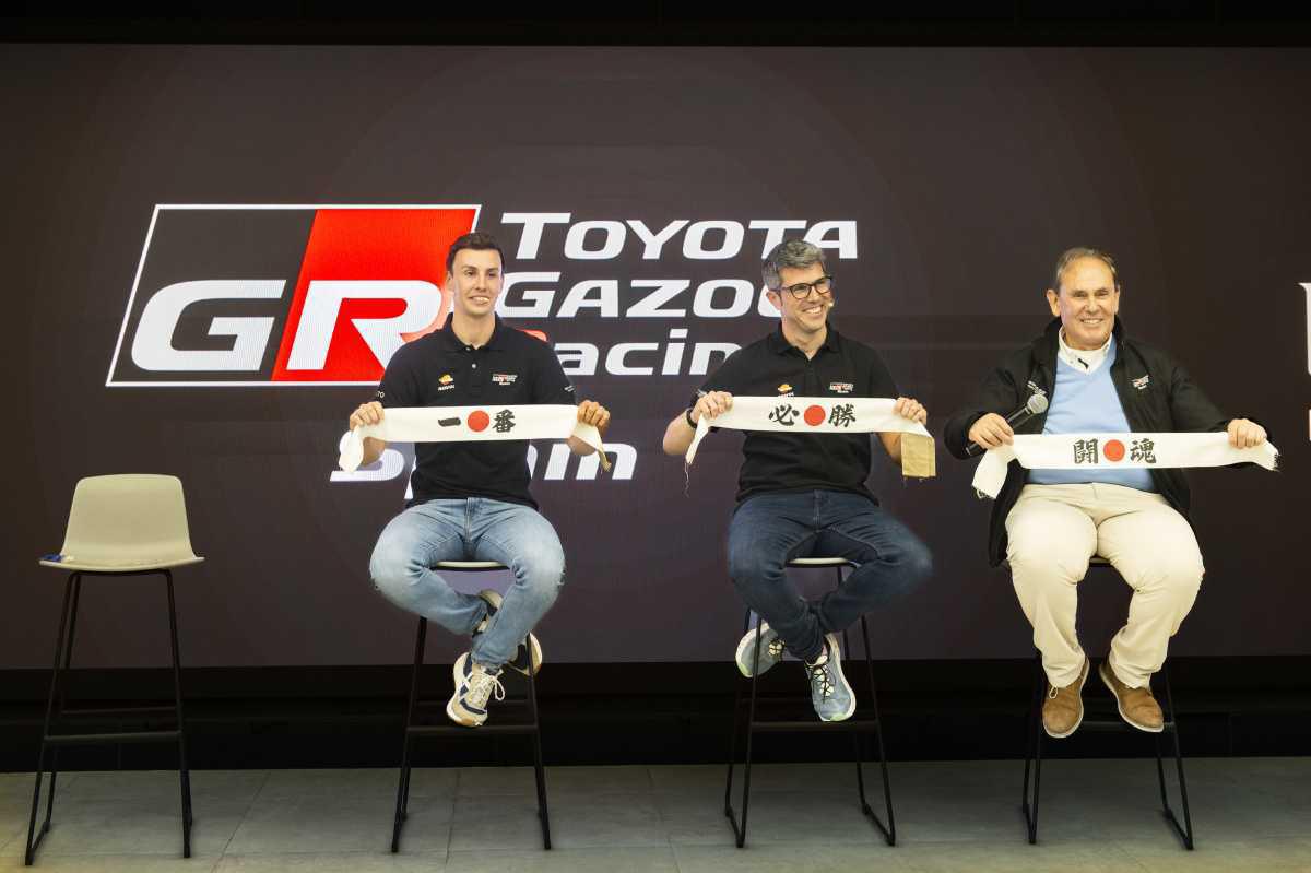 Toyota España celebra la victoria de Cachón y Rozada en Japón
