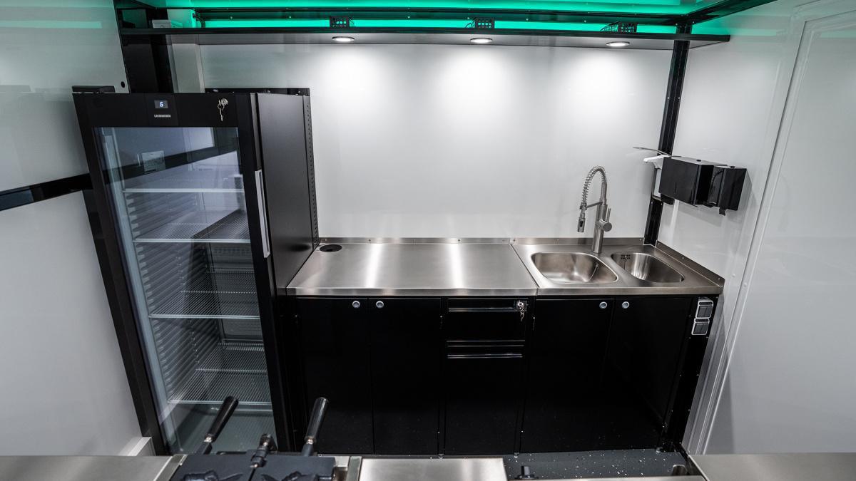 Kia desvela su primera chasis cabina 100% eléctrica: el PV5