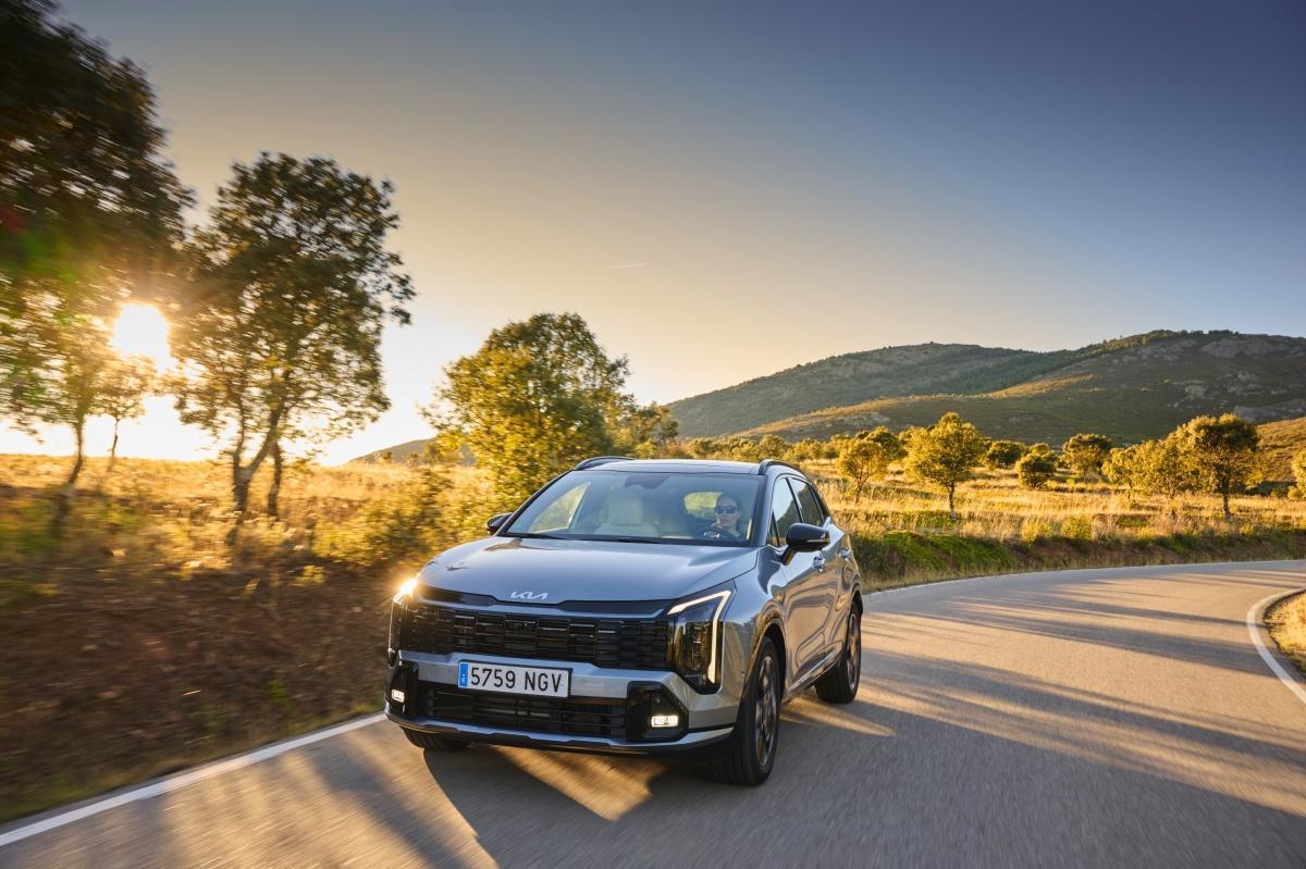 KIA Sportage renovado: más tecnología y espacio para liderar el C-SUV