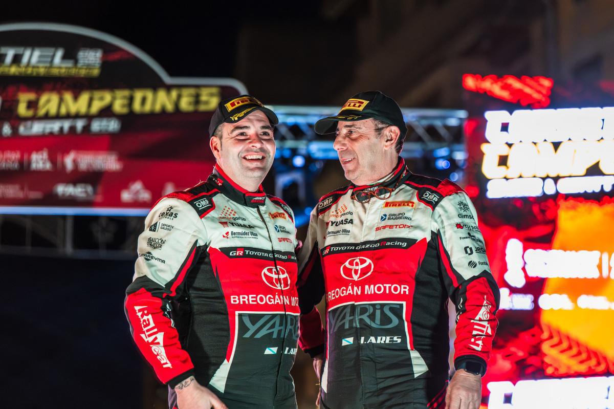 'Cohete' Suárez y Miquel Prat triunfan en la Carrera de Campeones 'Cohete' Suárez y Miquel Prat triunfan en la Carrera de Campeones