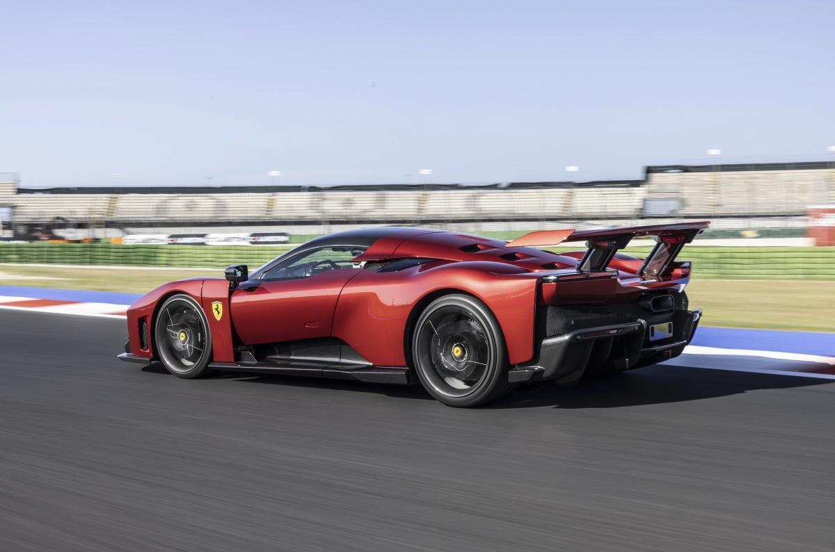 Ferrari F80 y 296 Speciale triunfan en los Top Gear Awards 2026