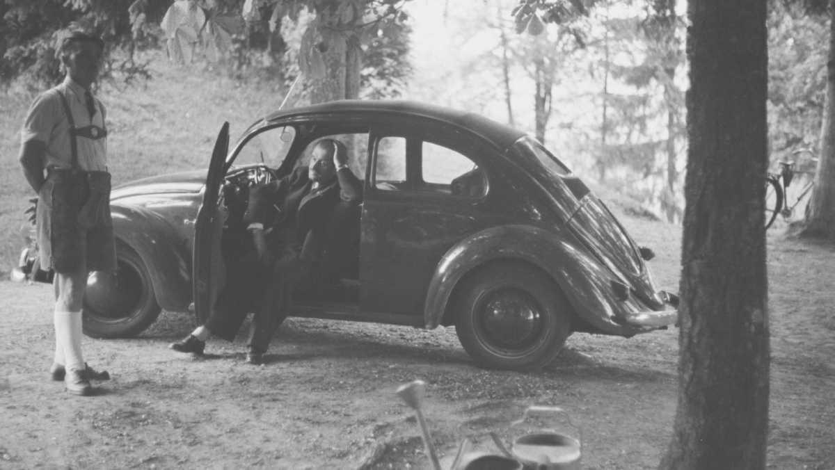 Porsche: 150 años de innovación desde sus inicios eléctricos