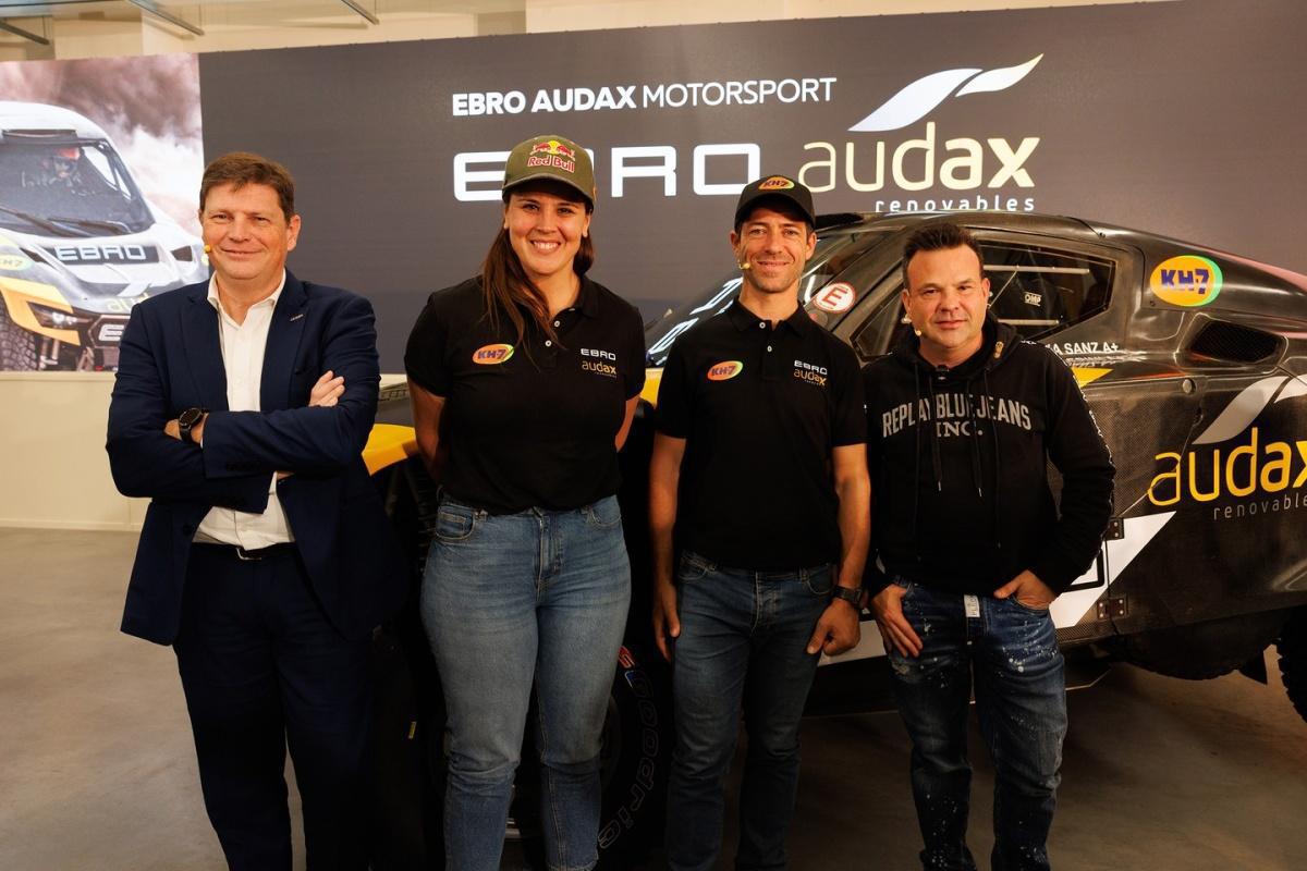 Laia Sanz: "En el desierto llevo la fuerza de toda la fábrica EBRO" Laia Sanz: "En el desierto llevo la fuerza de toda la fábrica EBRO"