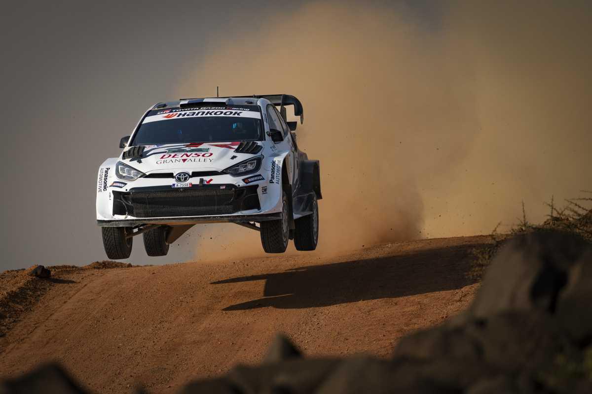 Toyota celebra sexto título de pilotos en siete años con Ogier Toyota celebra sexto título de pilotos en siete años con Ogier