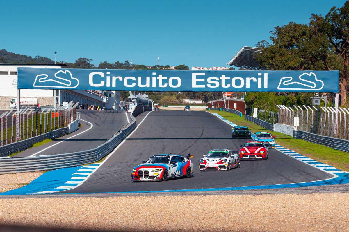 Una hazaña mecánica: BMW España repara su GT4 en menos de 2 horas Una hazaña mecánica: BMW España repara su GT4 en menos de 2 horas