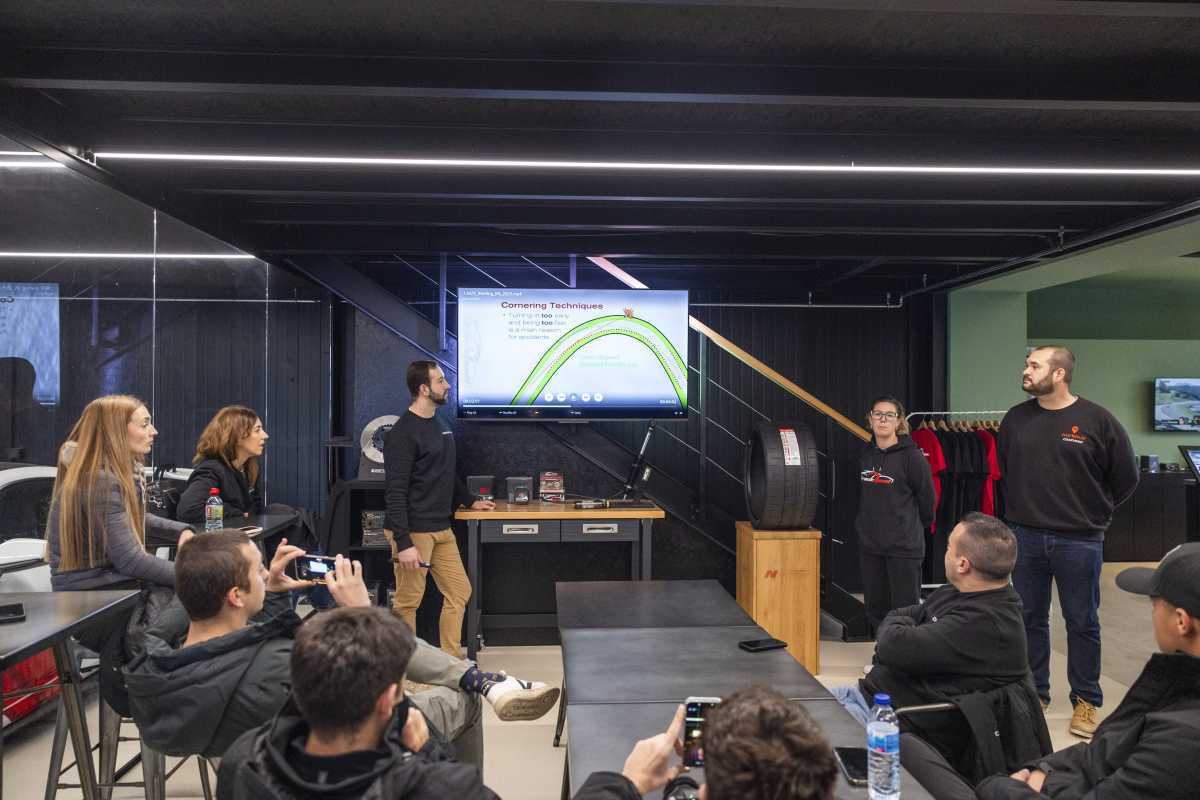 El OMODA 9 SHS se enfrenta al Infierno Verde: 20 vueltas al Nordschleife en condiciones extremas El OMODA 9 SHS se enfrenta al Infierno Verde: 20 vueltas al Nordschleife en condiciones extremas