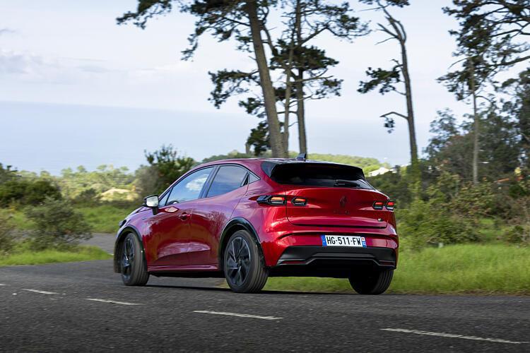 Renault Clio VI llega con diseño renovado y tecnología de segmento superior Renault Clio VI llega con diseño renovado y tecnología de segmento superior