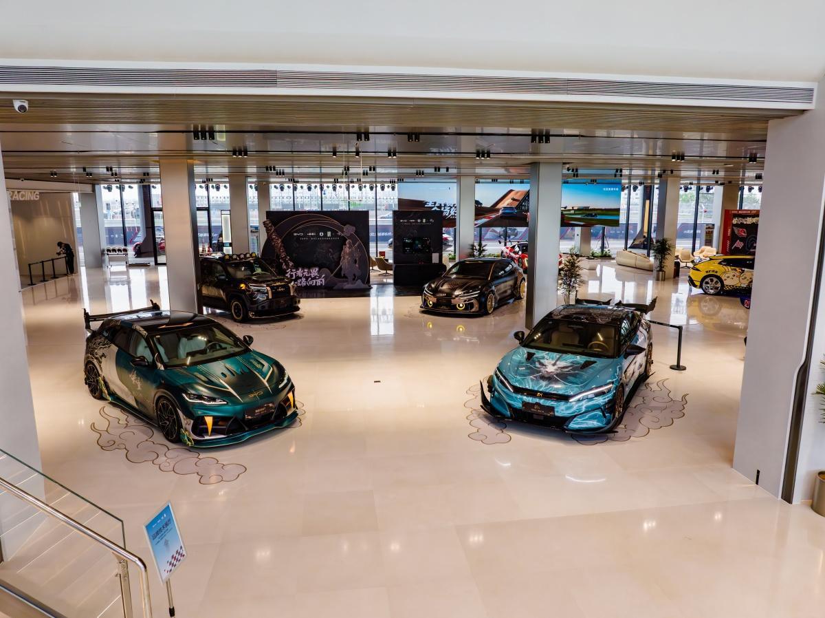 BYD despliega en Zhengzhou su ecosistema completo de movilidad eléctrica BYD despliega en Zhengzhou su ecosistema completo de movilidad eléctrica