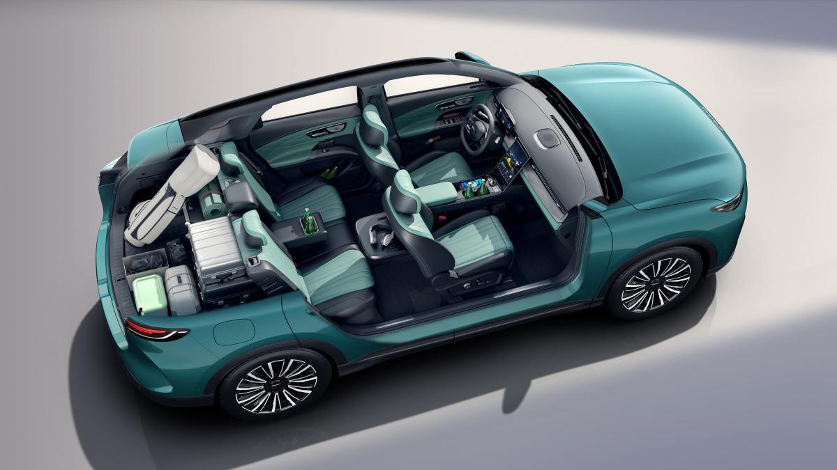 Descubre el LEPAS L8, un SUV diseñado para el orden y la comodidad en viaje