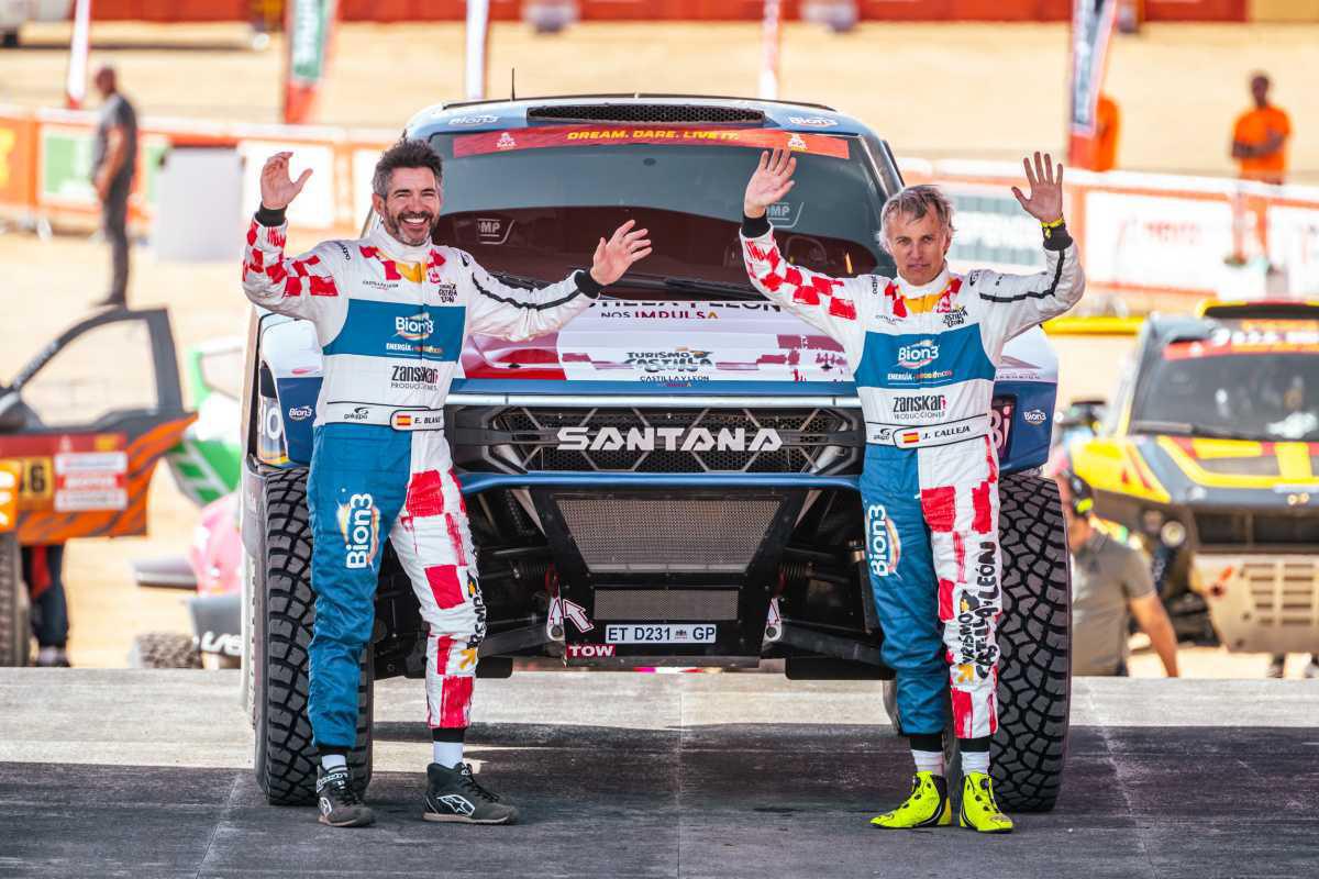 Santana Racing Team completa con éxito el prólogo del Dakar 2026