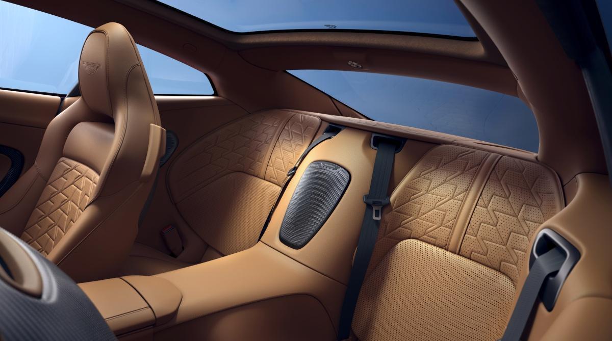 Aston Martin Vanquish 2027: una nueva versión 2+2 para más practicidad Aston Martin Vanquish 2027: una nueva versión 2+2 para más practicidad