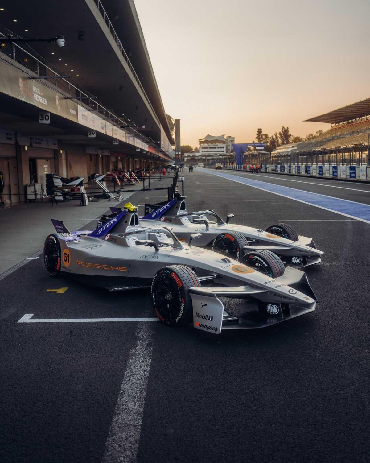 Los Porsche 99X Electric lucirán diseño especial en honor a la Carrera Panamericana Los Porsche 99X Electric lucirán diseño especial en honor a la Carrera Panamericana