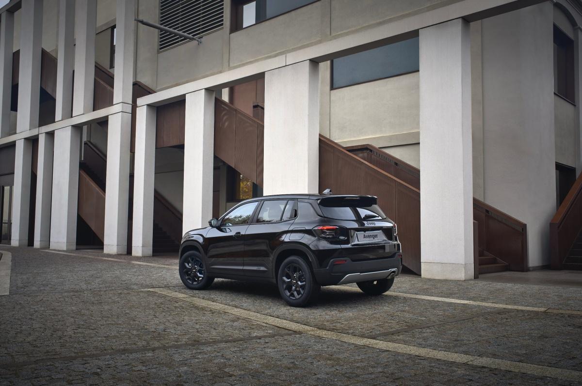 Jeep presenta el Avenger Black Edition y el eléctrico Wagoneer S en Bruselas Jeep presenta el Avenger Black Edition y el eléctrico Wagoneer S en Bruselas