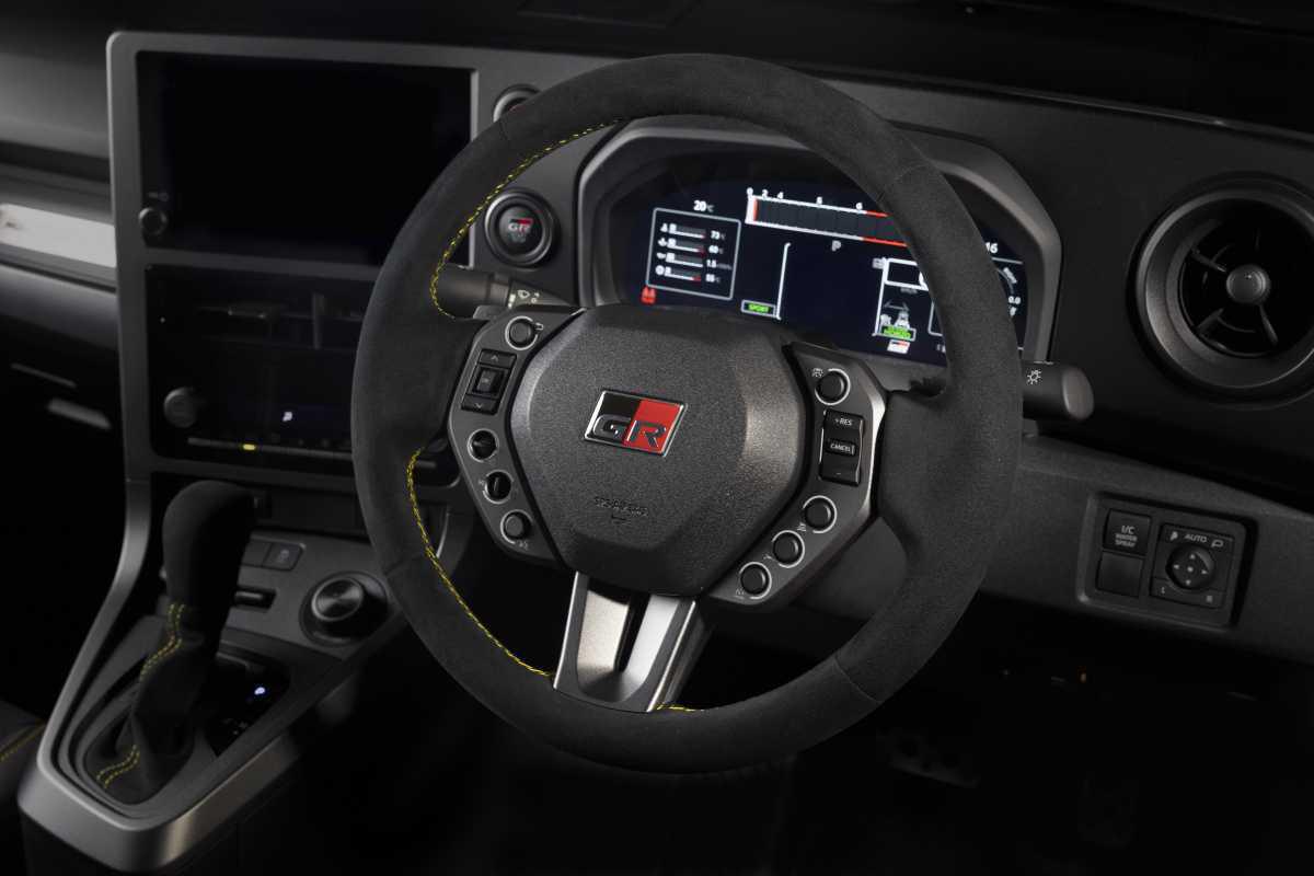 Toyota GR Yaris MORIZO RR: Edición limitada de 100 unidades creada con Akio Toyoda