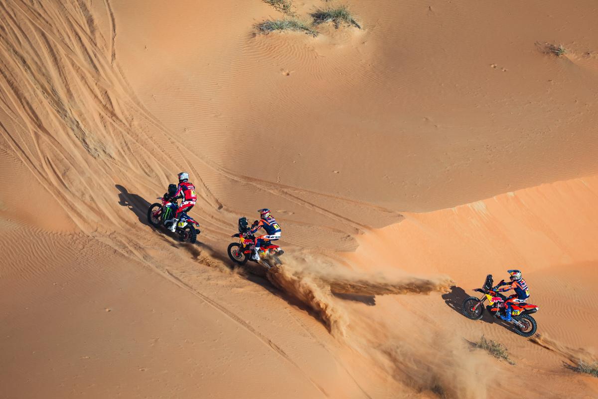 Daniel Sanders gana la etapa 6 y amplía su liderato en el Dakar 2026