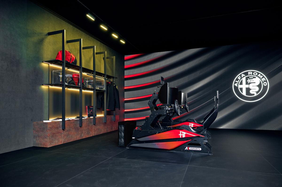 Alfa Romeo arranca 2026 en Bruselas con la exclusiva Giulia Quadrifoglio Luna Rossa Alfa Romeo arranca 2026 en Bruselas con la exclusiva Giulia Quadrifoglio Luna Rossa