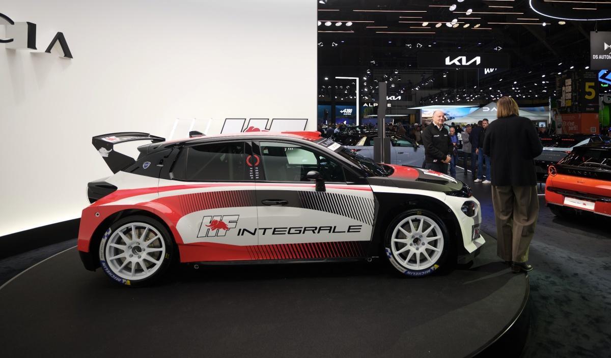 Lancia vuelve al WRC: Presenta el Ypsilon Rally2 HF Integrale para 2026 en Bruselas