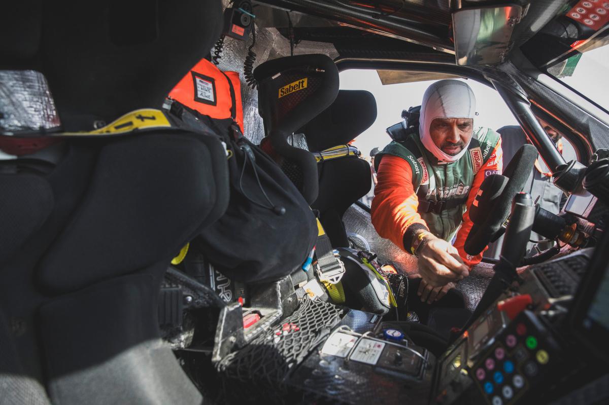 Al-Attiyah afronta la segunda semana del Dakar con 6 minutos de ventaja sobre Lategan