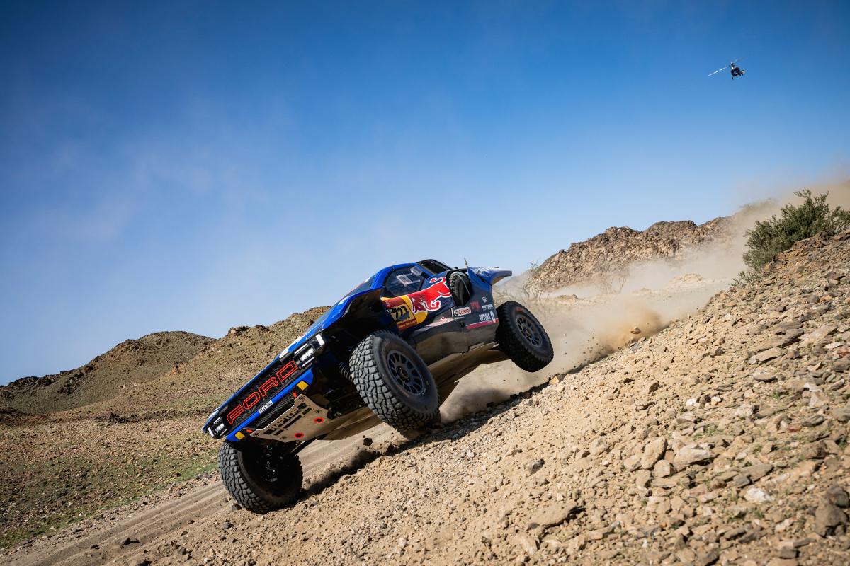 Nani Roma vuelve al podio del Dakar: "Hemos ido bastante al límite"