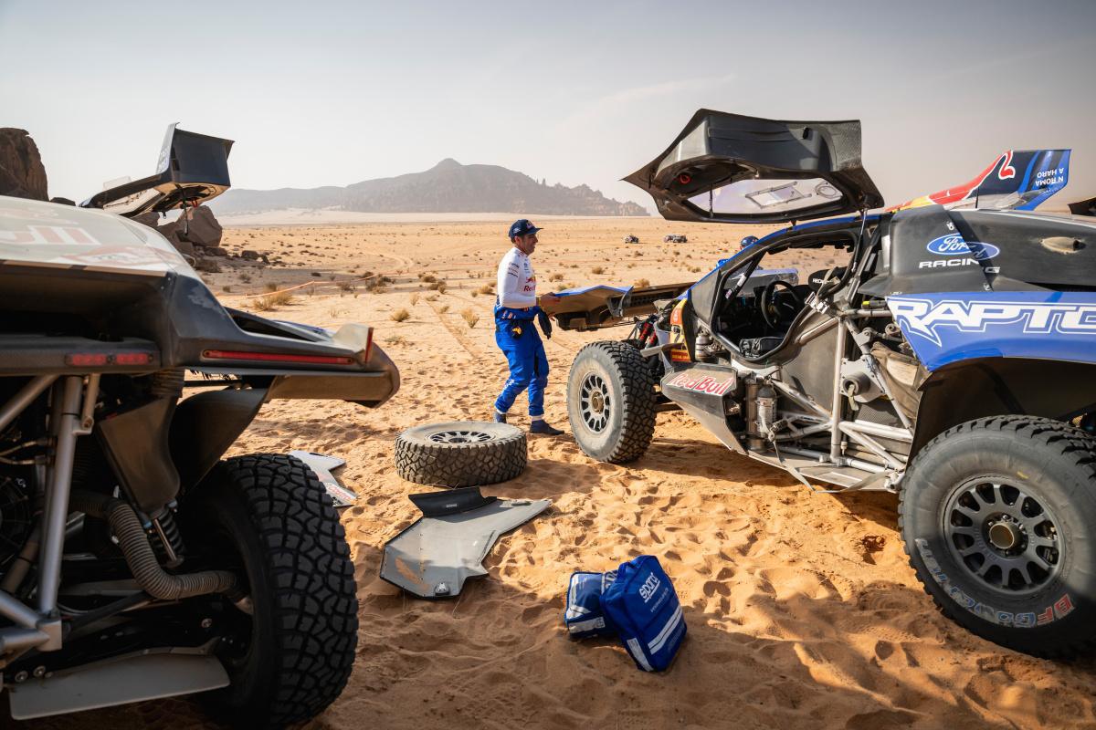 Nani Roma vuelve al podio del Dakar: "Hemos ido bastante al límite"