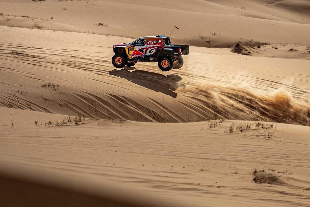 Toyota GR Hilux logra un podio en la dura etapa 6 del Dakar Toyota GR Hilux logra un podio en la dura etapa 6 del Dakar