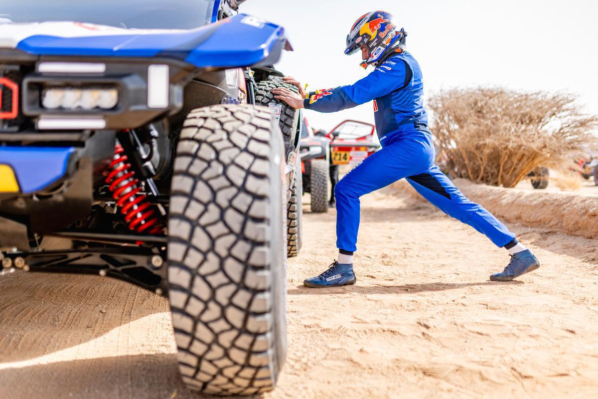 Dakar 2025: Nani Roma líder tras la etapa 9, Sainz a solo 57 segundos Dakar 2025: Nani Roma líder tras la etapa 9, Sainz a solo 57 segundos