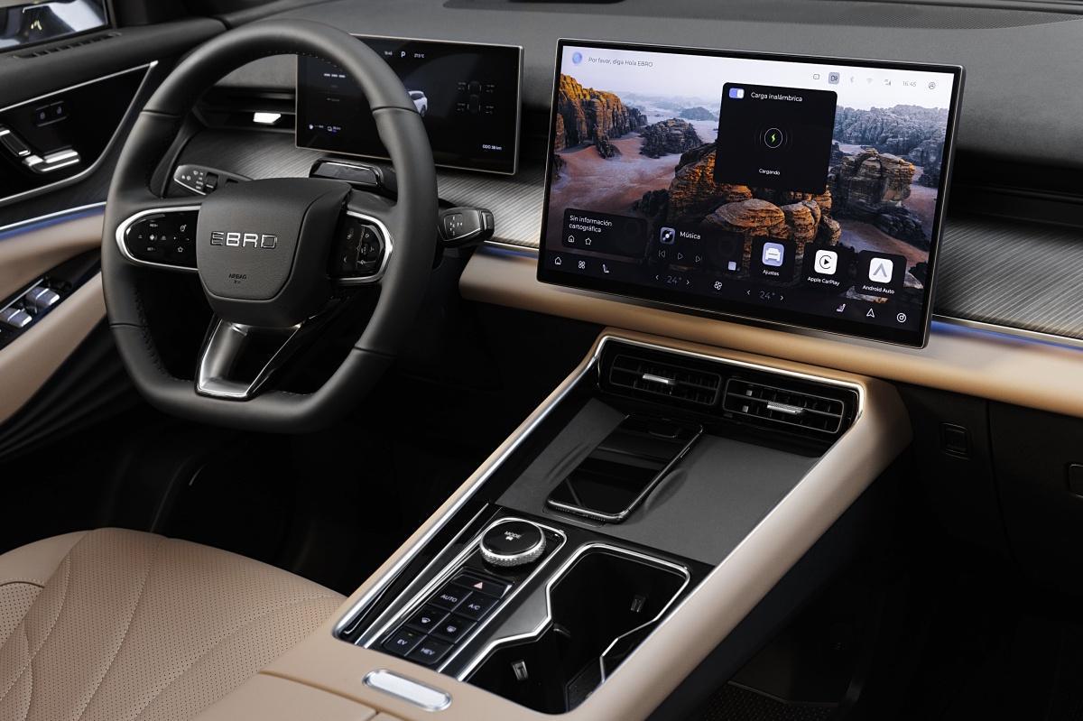 EBRO s900: Un 'salón en movimiento' de 7 plazas con masaje y gravedad cero