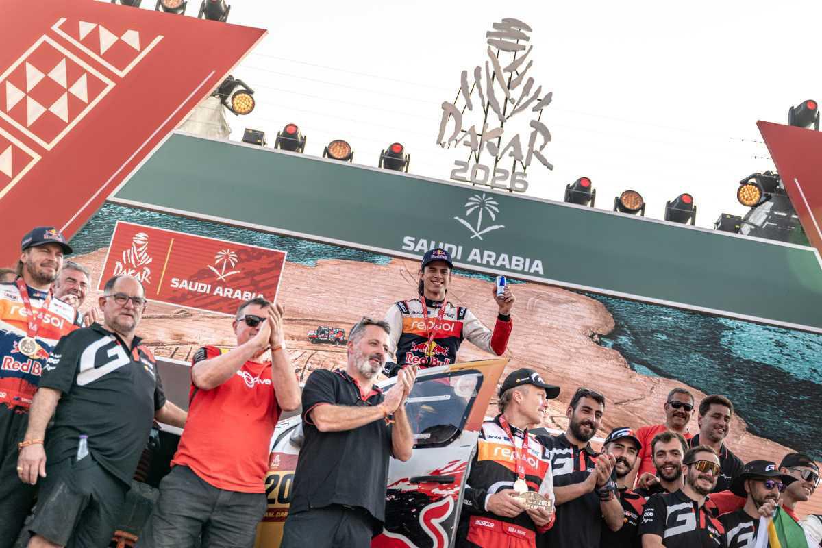 Toyota termina el Dakar 2026 con dos GR Hilux en el top 10