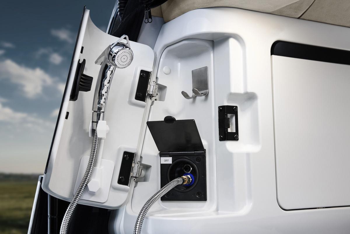 Hyundai presenta el STARIA Camper Concept: caravana eléctrica con techo solar Hyundai presenta el STARIA Camper Concept: caravana eléctrica con techo solar