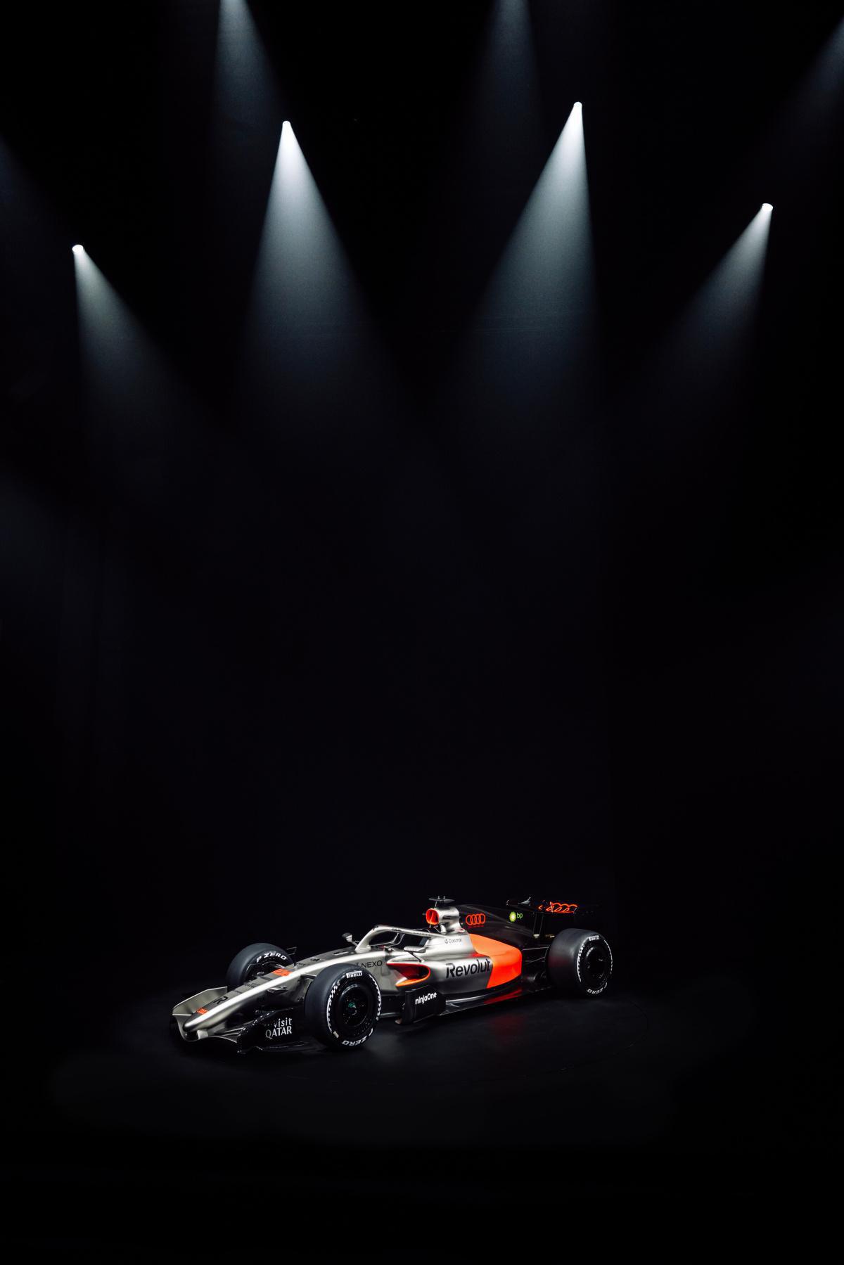 Fotos oficiales del R26 de Audi F1 Team que se presentó en Berlín Fotos oficiales del R26 de Audi F1 Team que se presentó en Berlín
