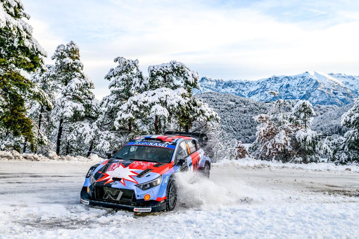 Oliver Solberg, a un paso de ser el ganador más joven de la historia de Montecarlo
