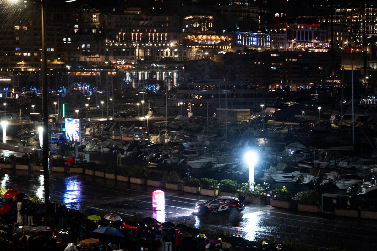Oliver Solberg, a un paso de ser el ganador más joven de la historia de Montecarlo