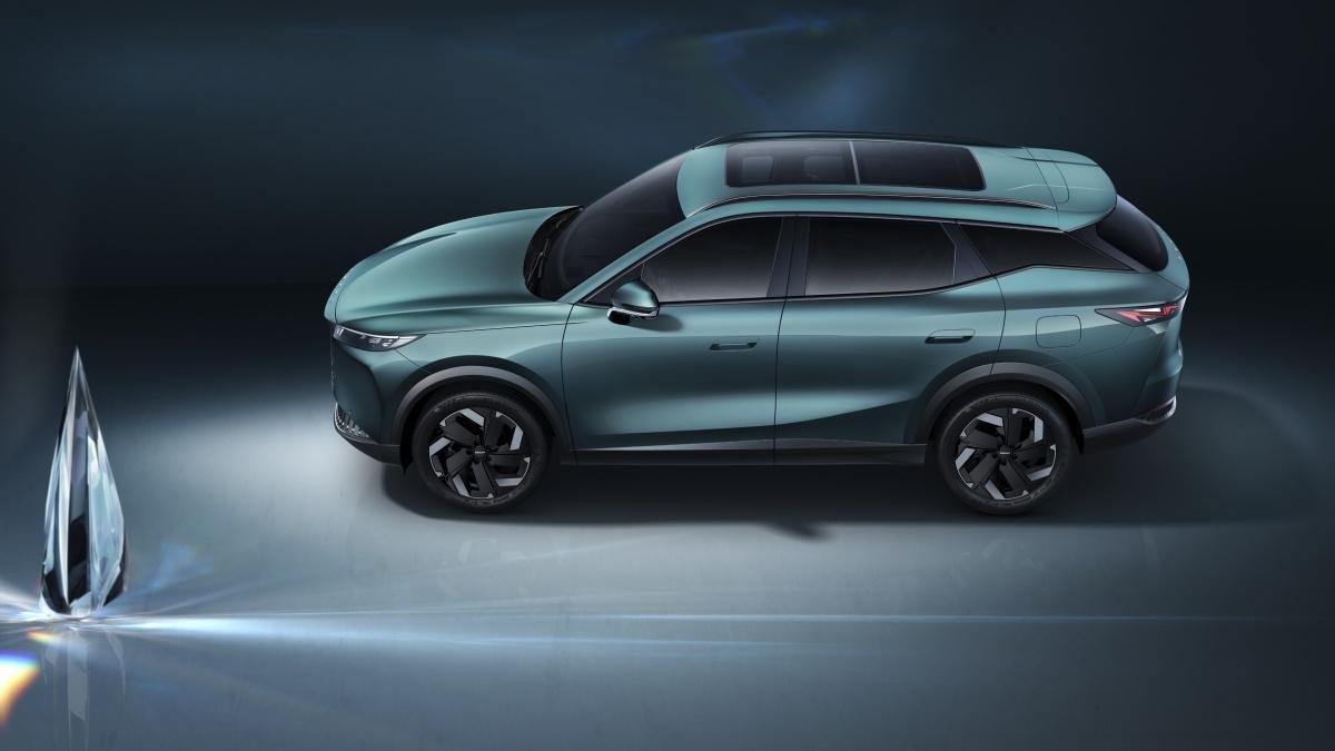 El OMODA 7 SHS llega en febrero con diseño vanguardista y 279 CV de potencia El OMODA 7 SHS llega en febrero con diseño vanguardista y 279 CV de potencia