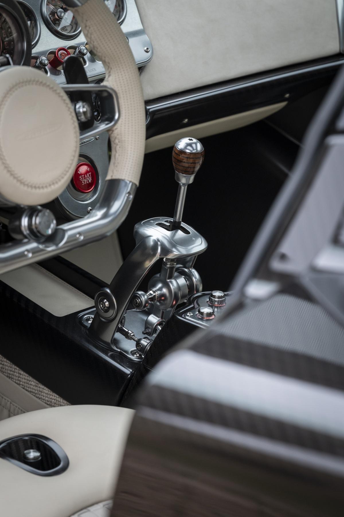 Pagani lleva su arte al hielo: Utopia y Zonda F en St. Moritz 2026 Pagani lleva su arte al hielo: Utopia y Zonda F en St. Moritz 2026