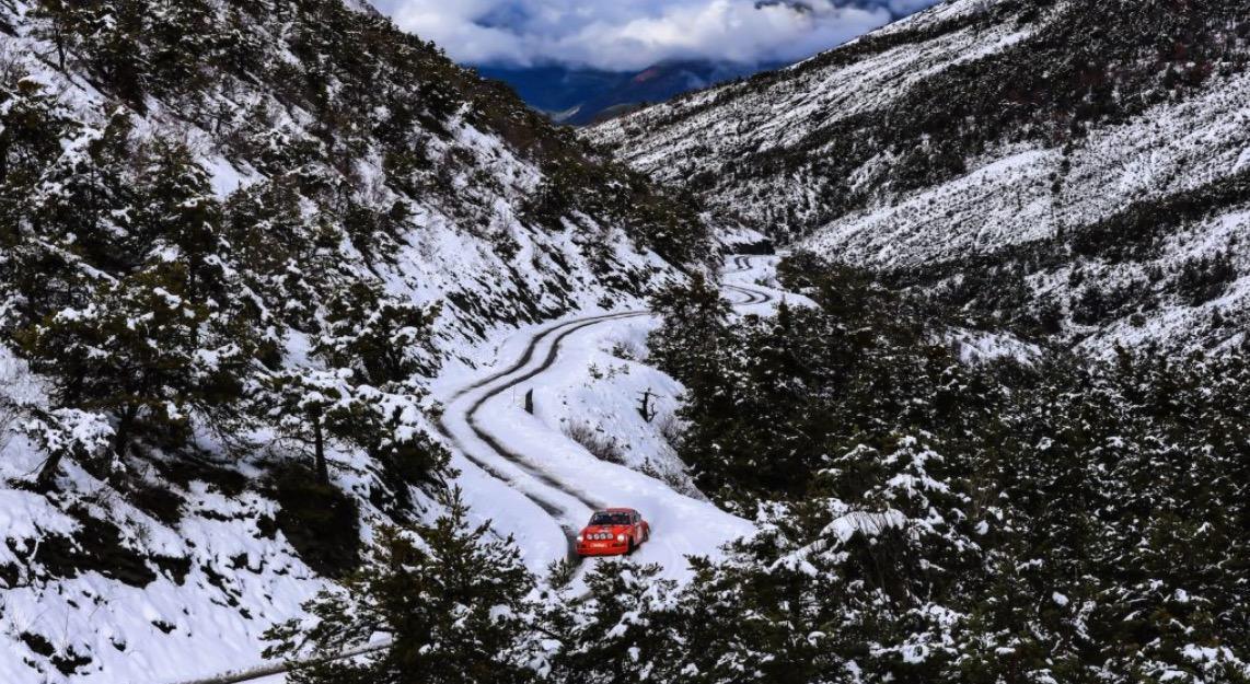 Rallye Monte-Carlo Histórico › Luis Climent y Carles Jiménez ganan con su BMW 323i Rallye Monte-Carlo Histórico › Luis Climent y Carles Jiménez ganan con su BMW 323i