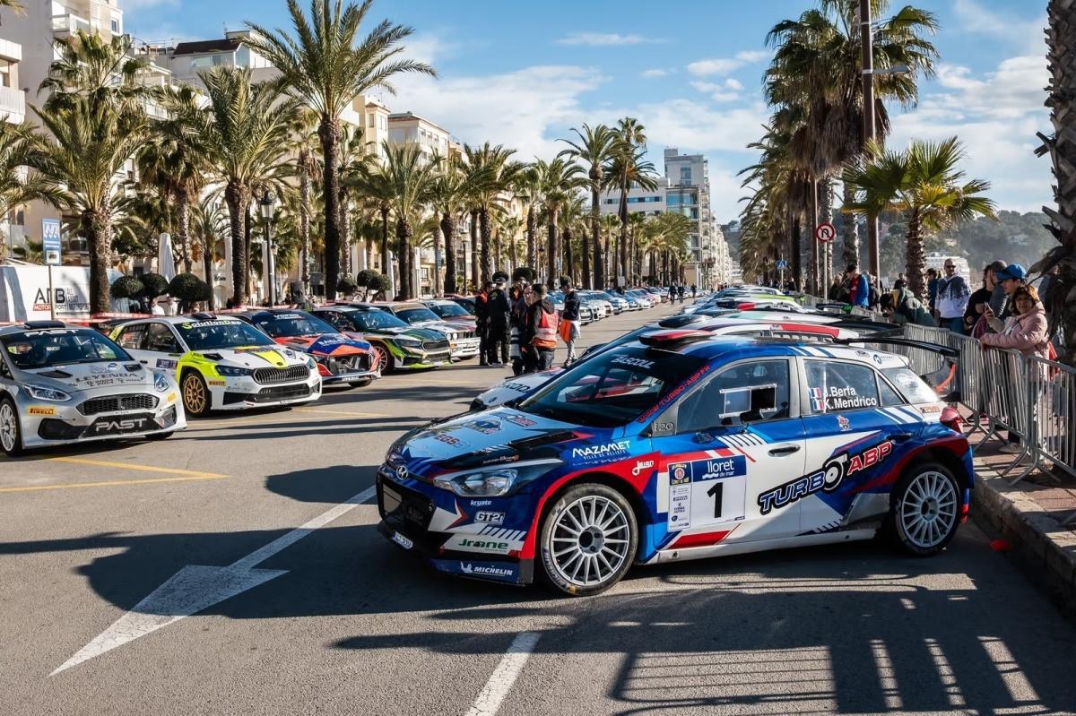 Jordan Berfa gana el 13º Rally Lloret de Mar tras liderar de principio a fin Jordan Berfa gana el 13º Rally Lloret de Mar tras liderar de principio a fin