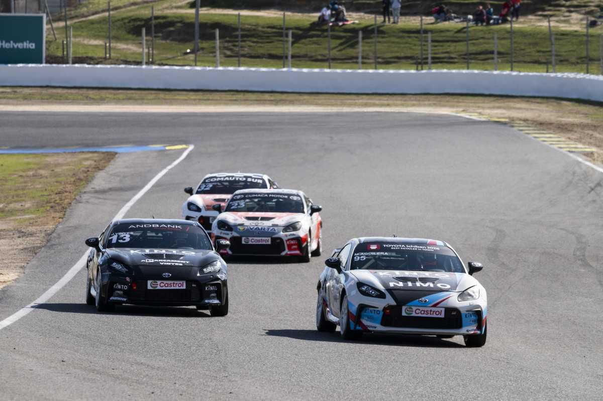 Aguilera y Pérez vencen y lideran la GR Cup Spain en el arranque en Jarama