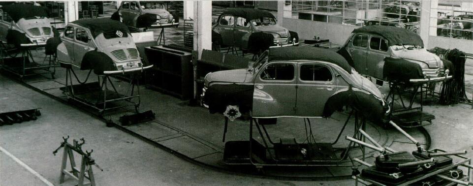 Renault Group España celebra 75 años de historia industrial Renault Group España celebra 75 años de historia industrial