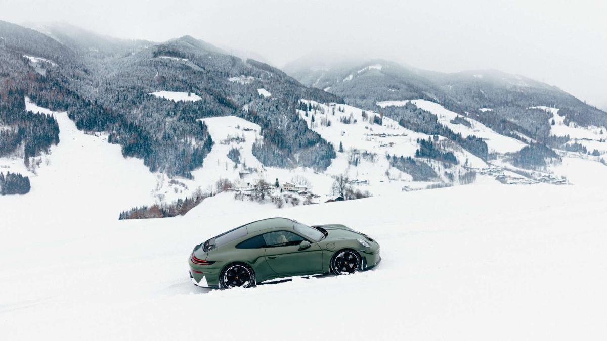 Porsche homenajea a Ferdinand Alexander Porsche con una edición especial del 911 GT3 Touring