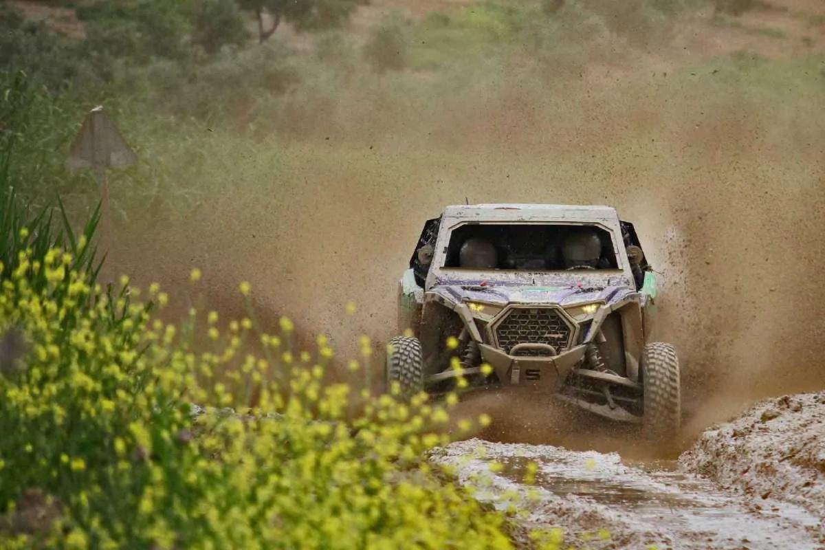 Carnicer y Peinado lideran el Rally TT Jaén Mar de Olivos