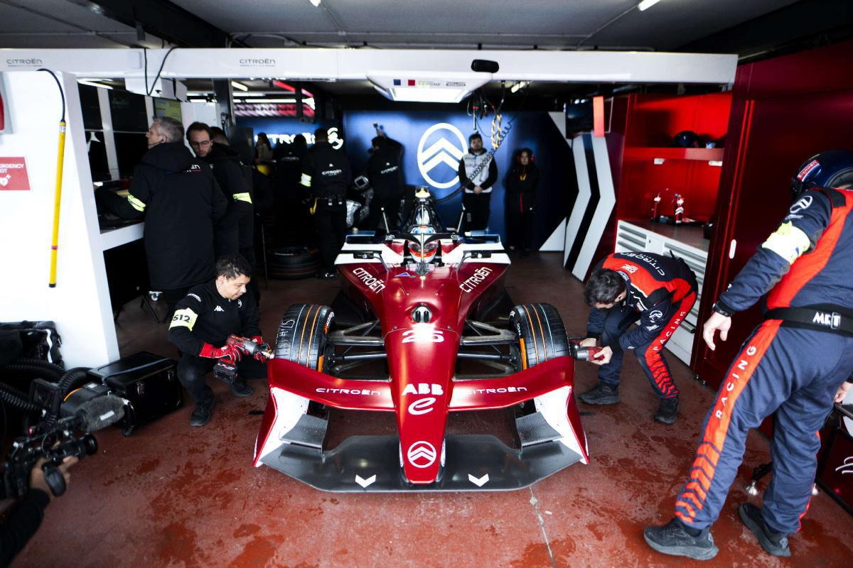 El GEN3 Evo alcanza 350 kW y acelera de 0 a 100 km/h en solo 1,86 segundos