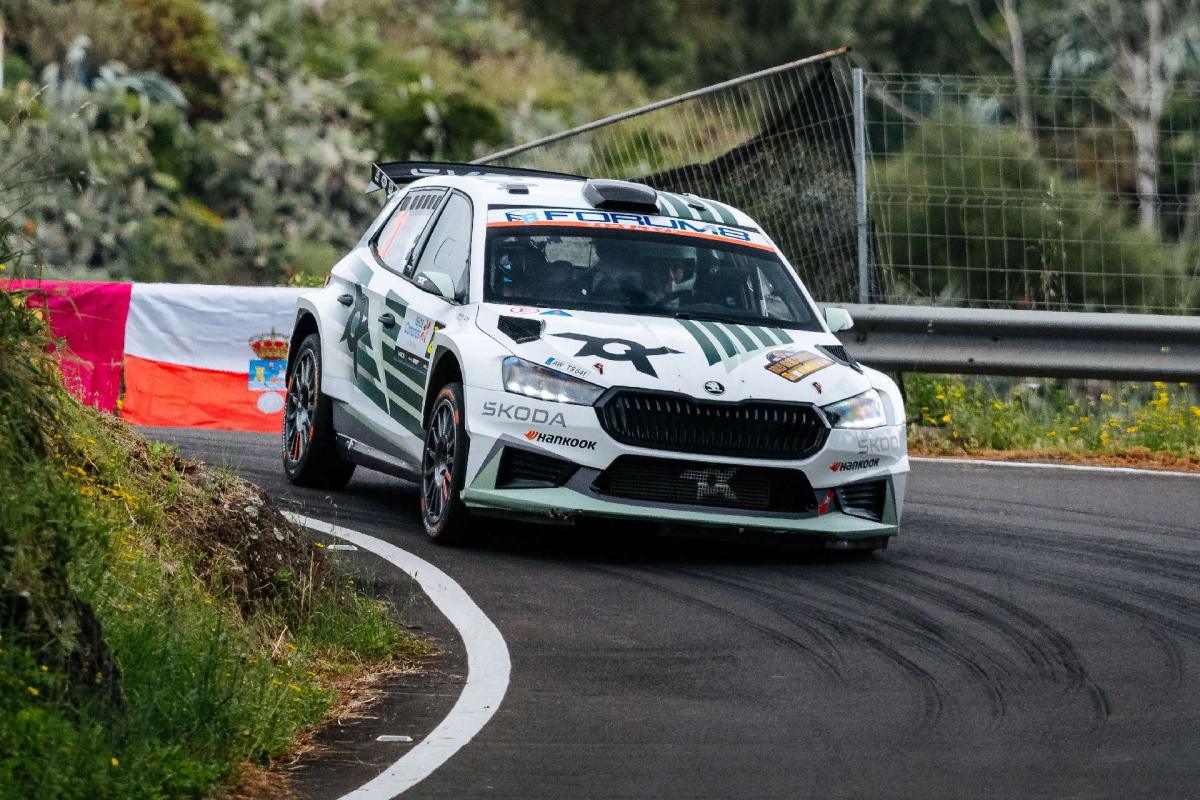 Camilli logra el podio en WRC2 con Skoda en Canarias