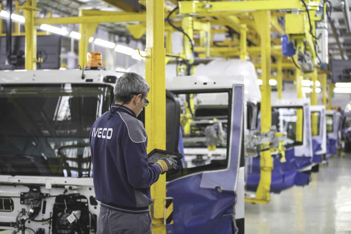 La planta de IVECO en Madrid produce 40.000 configuraciones distintas de camiones pesados