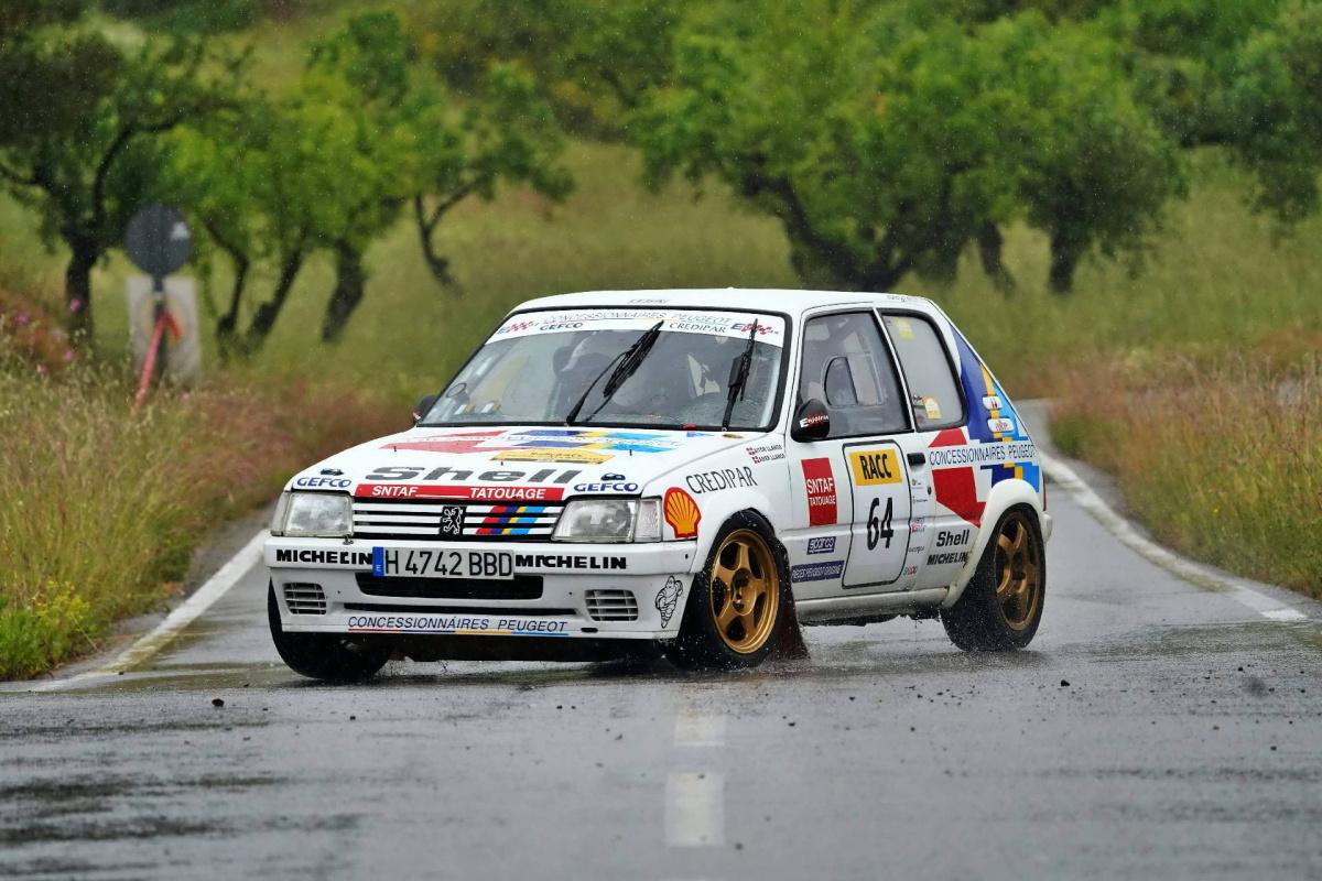 Jordi Ventura y Josep Autet ganan en el RallyRACC Catalunya Histórico
