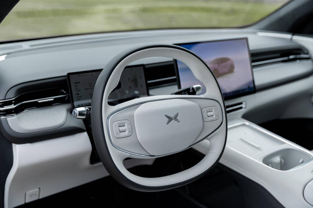 Tesla y China lideran el desarrollo del L2++ masivo