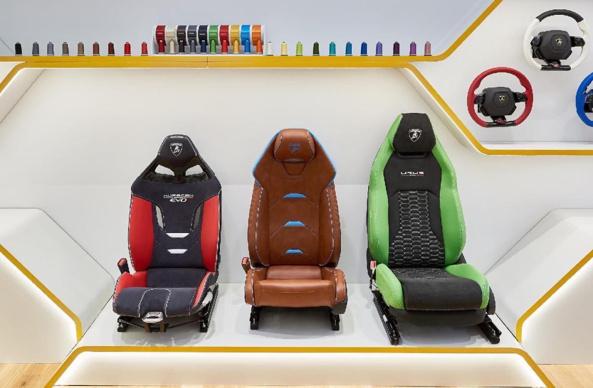 Lamborghini Azzurro 20 Anniversary: color limitado por tiempo