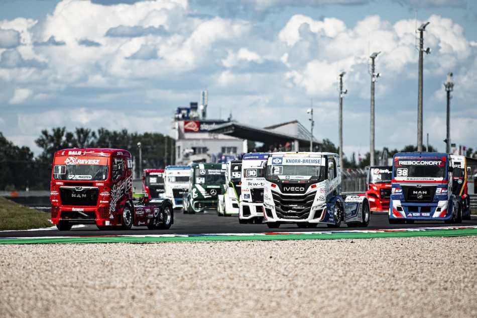 ETRC › Kiss logra un doblete en Eslovaquia ganando la carrera 2 por solo 0.010s