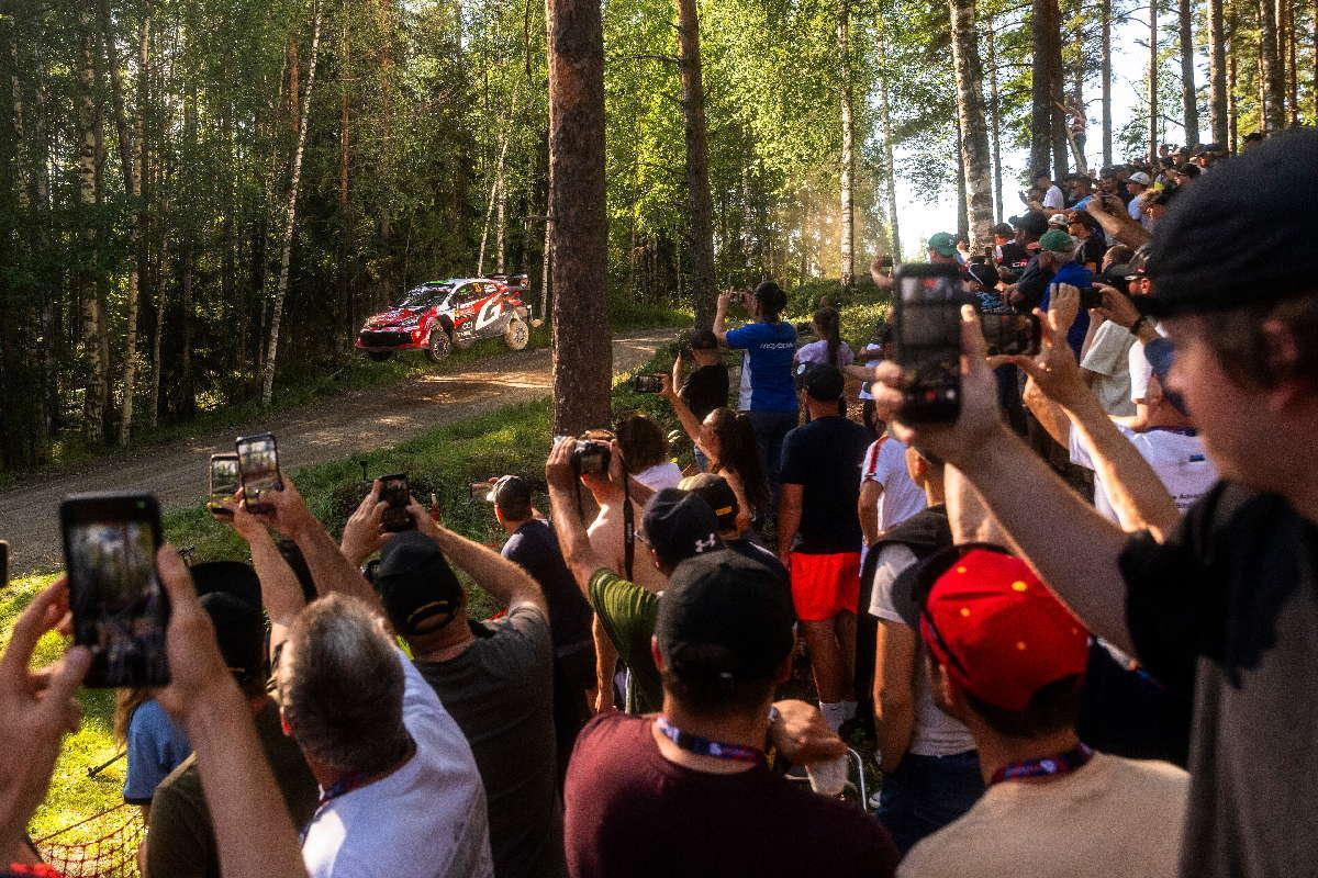 Ogier defiende su victoria en el Rally del Paraguay WRC 2026 con Evans líder del campeonato Ogier defiende su victoria en el Rally del Paraguay WRC 2026 con Evans líder del campeonato