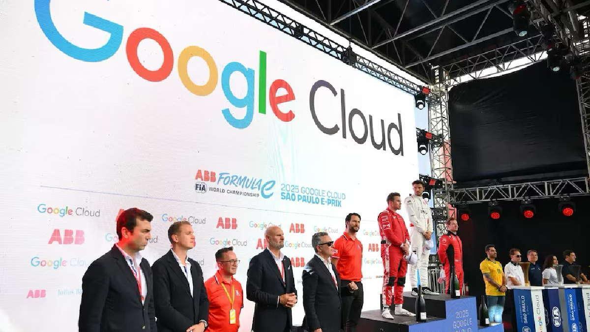 Google prueba una IA en el GEN4 de Fórmula E a 240 km/h en Goodwood con Dan Ticktum
