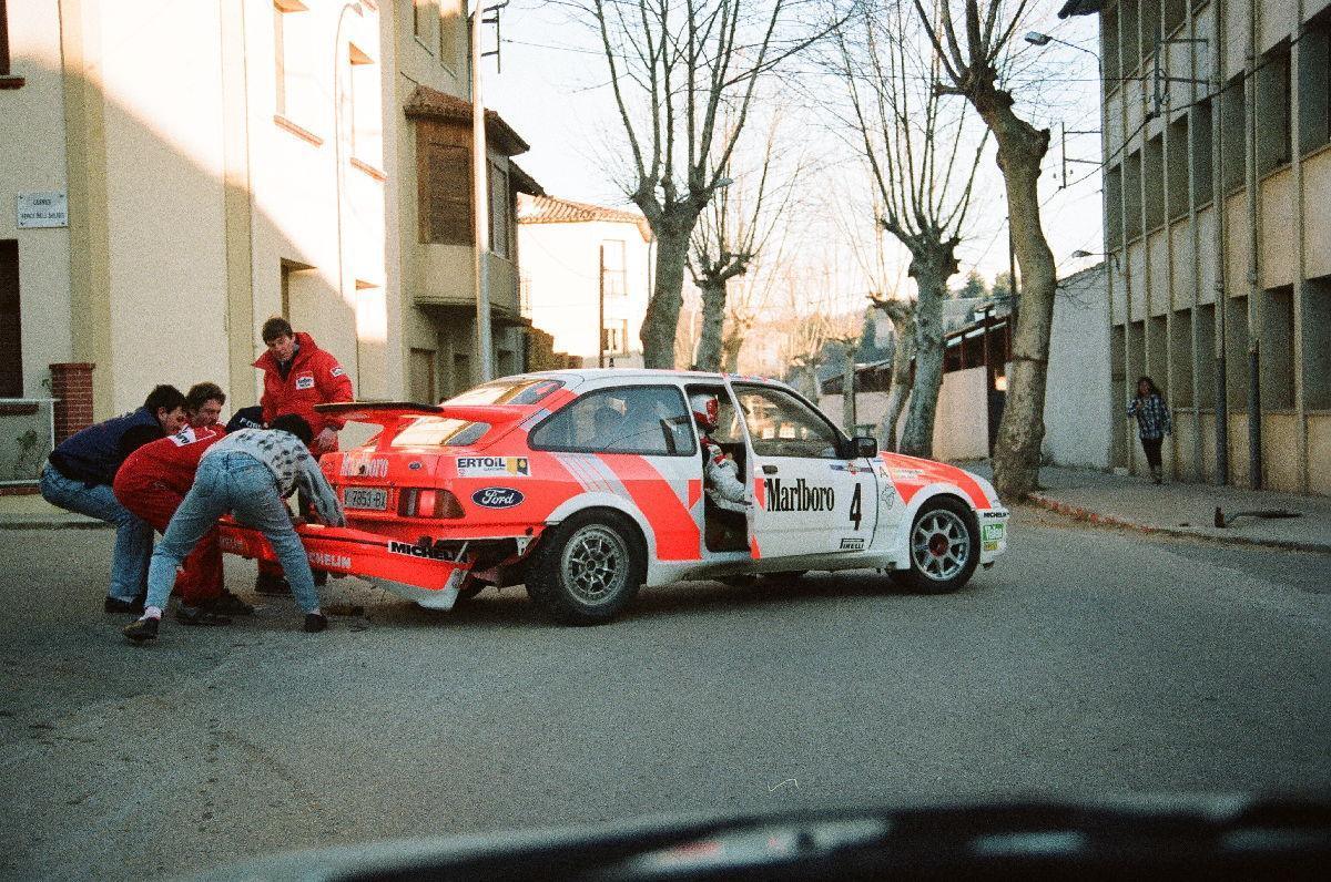 Carlos Sainz y Ford: cuatro décadas de victorias del Sierra al Puma Rally1 Carlos Sainz y Ford: cuatro décadas de victorias del Sierra al Puma Rally1